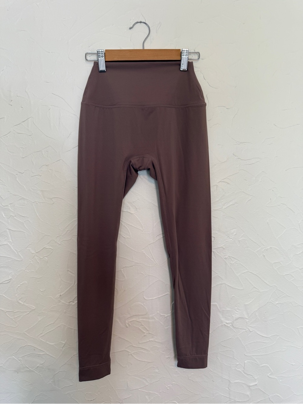 Set Active Leggings. Tan/Brown. Size Small